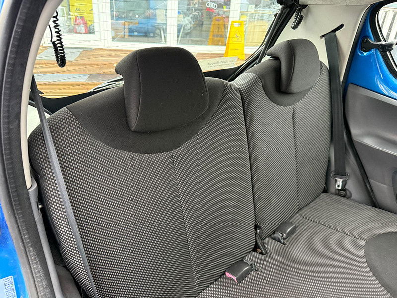 Toyota Aygo 1.0 VVT-i Blue MultiMode Euro 4 5dr 5dr Automatic 2010