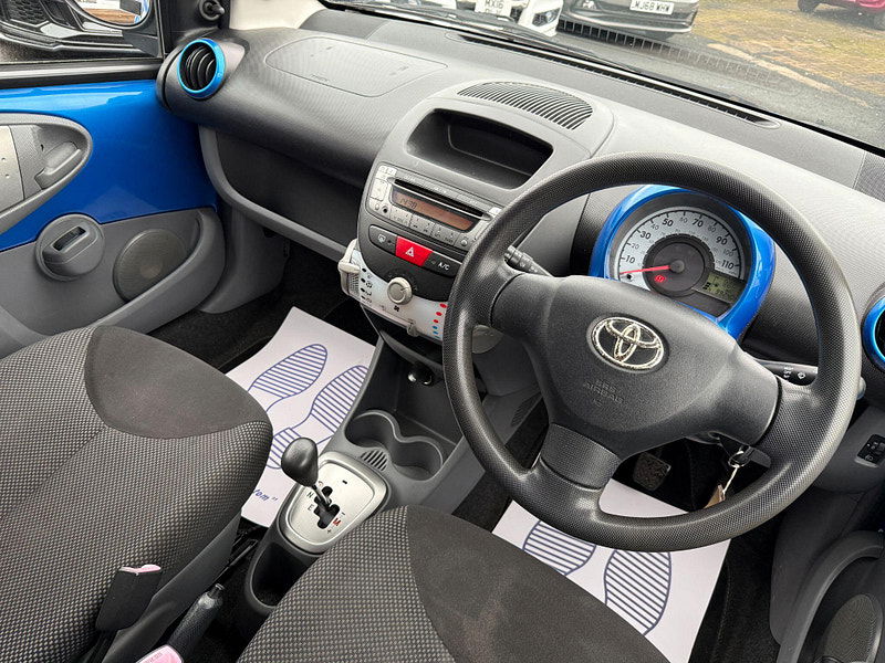 Toyota Aygo 1.0 VVT-i Blue MultiMode Euro 4 5dr 5dr Automatic 2010
