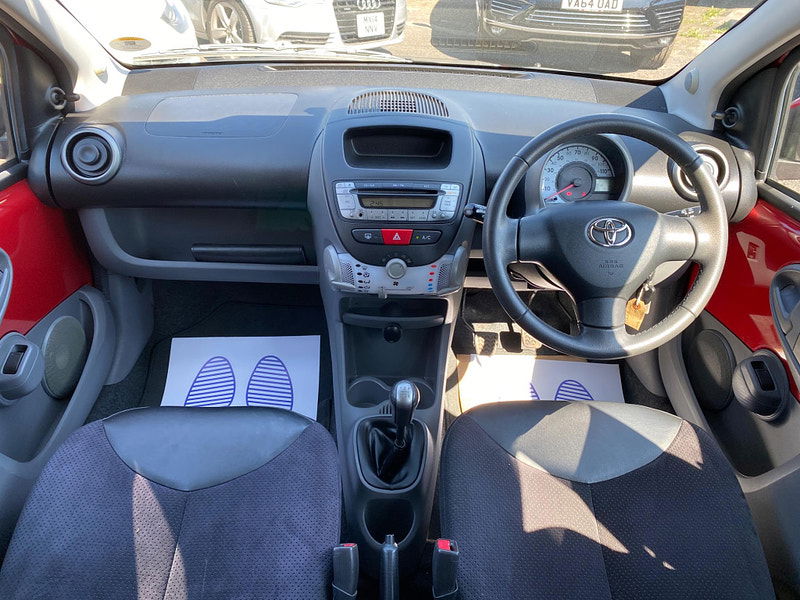 Toyota Aygo 1.0 VVT-i Ice Euro 5 5dr 5dr Manual 2011