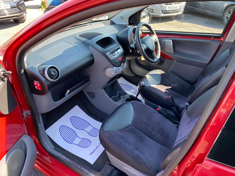 Toyota Aygo 1.0 VVT-i Ice Euro 5 5dr 5dr Manual 2011