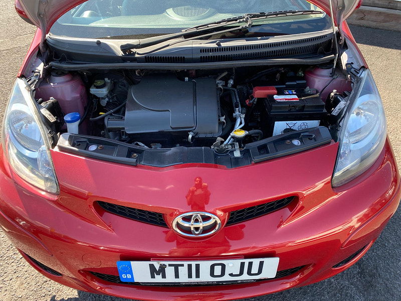 Toyota Aygo 1.0 VVT-i Ice Euro 5 5dr 5dr Manual 2011