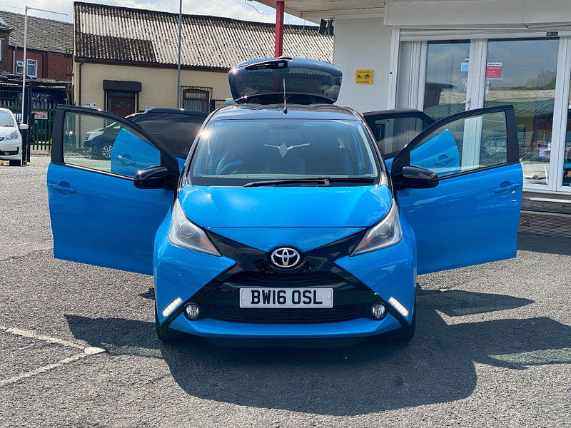 Toyota Aygo 1.0 VVT-i x-cite Euro 6 5dr 5dr Manual 2016