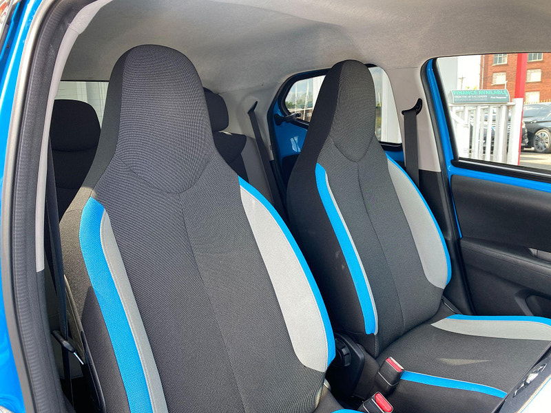 Toyota Aygo 1.0 VVT-i x-cite Euro 6 5dr 5dr Manual 2016