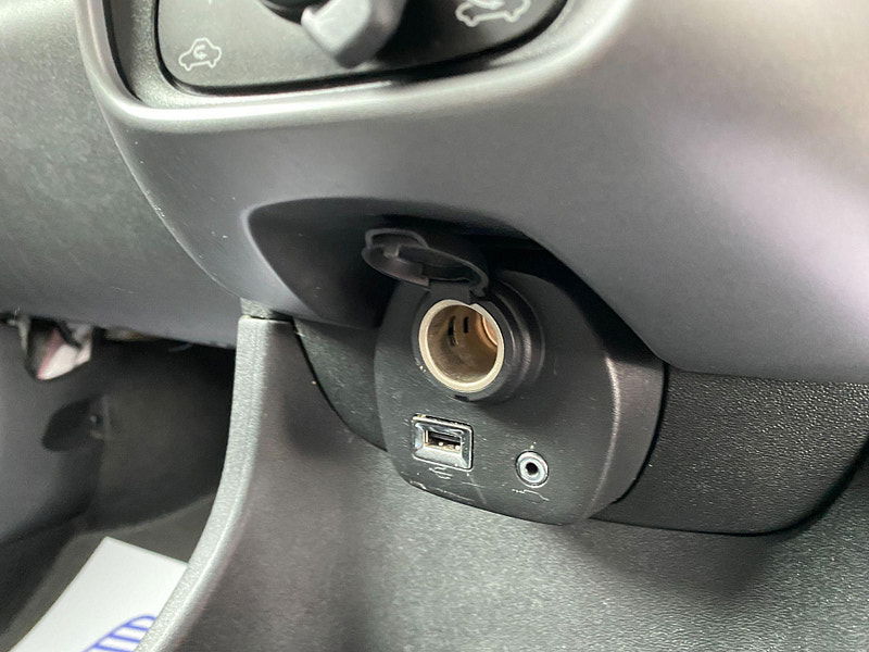 Toyota Aygo 1.0 VVT-i x-play Euro 6 5dr 5dr Manual 2019