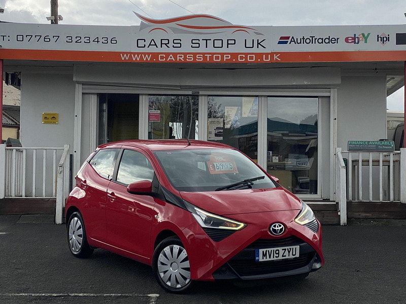 Toyota Aygo 1.0 VVT-i x-play Euro 6 5dr 5dr Manual 2019