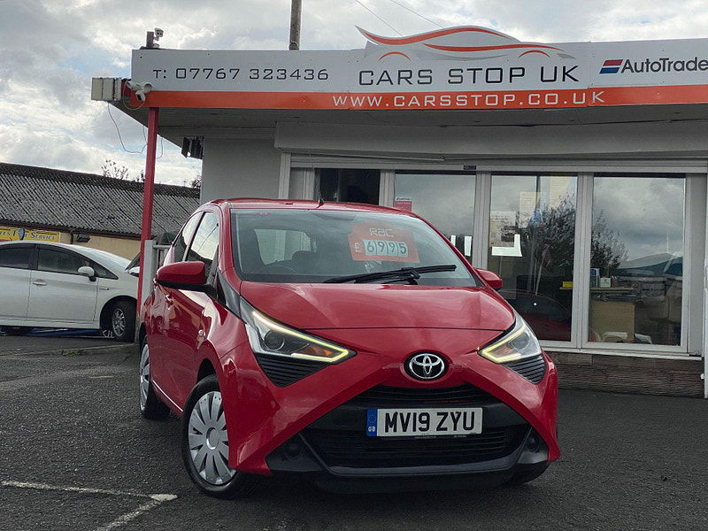 Toyota Aygo 1.0 VVT-i x-play Euro 6 5dr 5dr Manual 2019