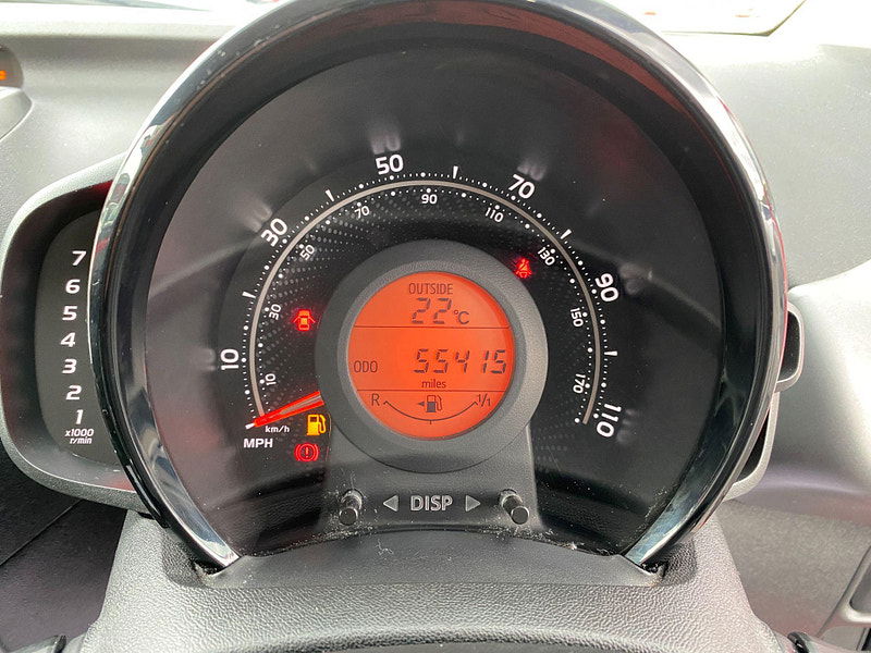 Toyota Aygo 1.0 VVT-i x-play Euro 6 5dr 5dr Manual 2019
