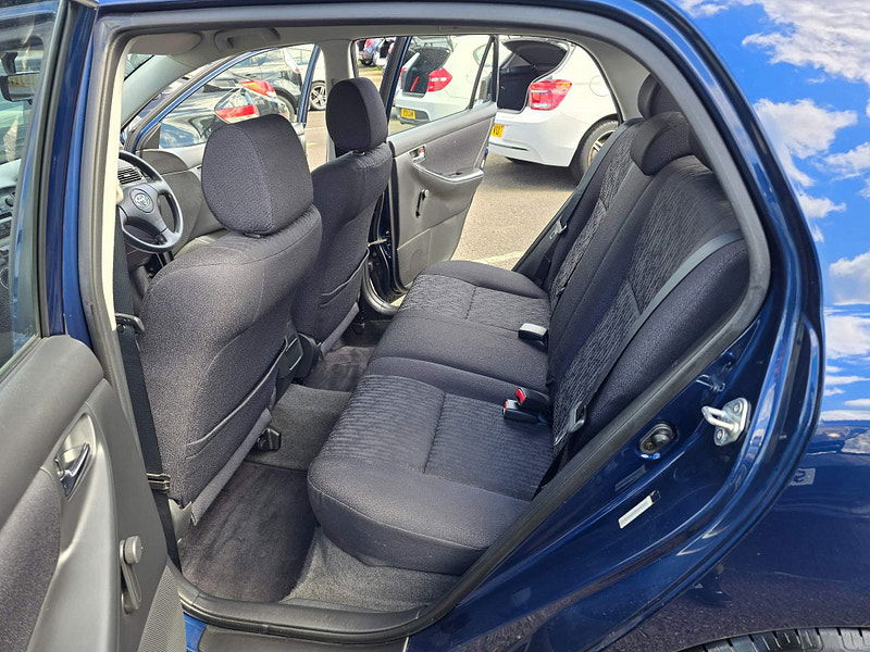 Toyota Corolla 1.6 VVT-i T3 5dr 5dr Automatic 2004