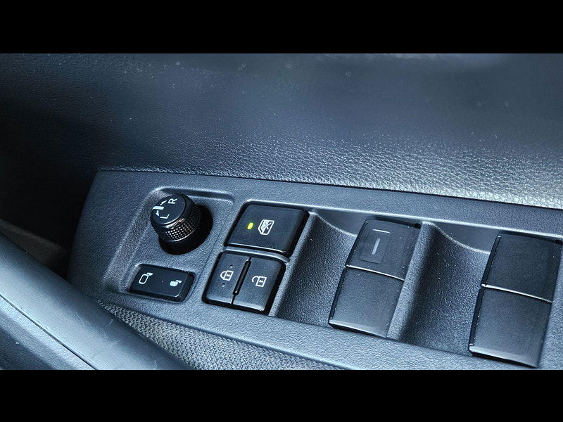 Toyota Corolla 1.8 VVT-h Design Touring Sports 5dr Petrol Hybrid CVT Euro 6 (s/s) (122 ps) 5dr Automatic 2020