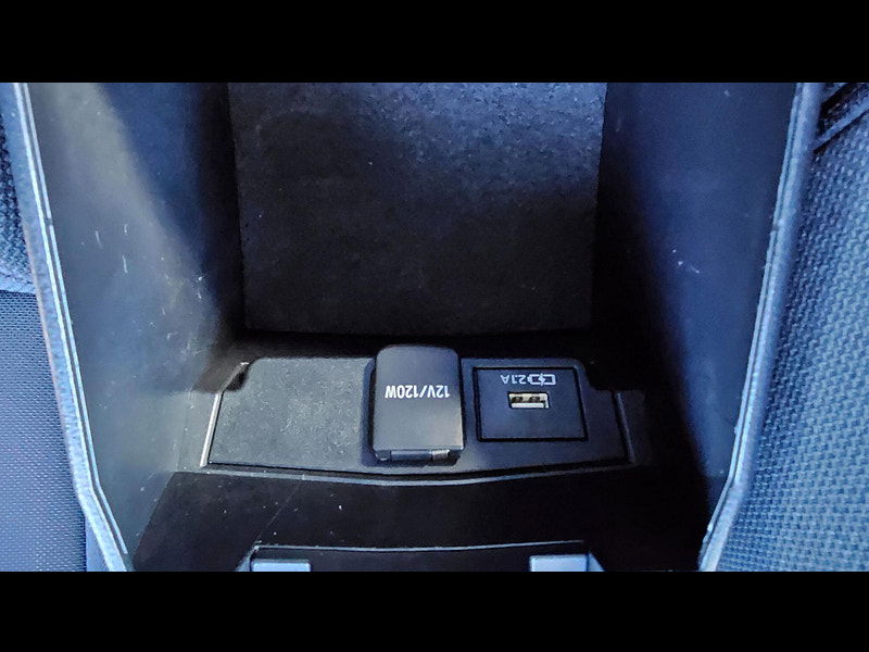 Toyota Corolla 1.8 VVT-h Design Touring Sports 5dr Petrol Hybrid CVT Euro 6 (s/s) (122 ps) 5dr Automatic 2020