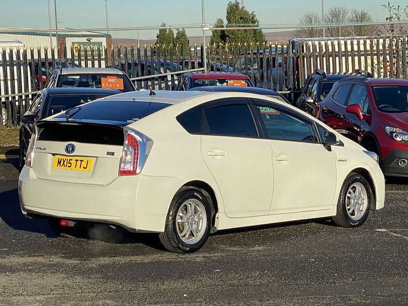 Toyota Prius 1.5 CVT 4dr 4dr Automatic 2024