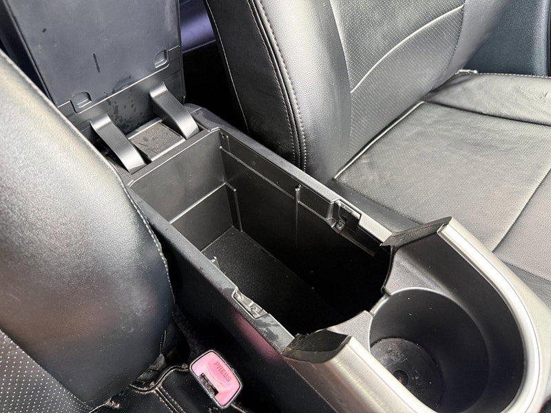 Toyota Prius 1.8 VVT-h T3 CVT Euro 6 (s/s) 5dr 5dr Automatic 2012