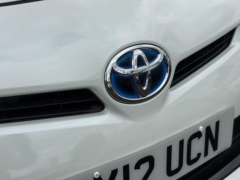 Toyota Prius 1.8 VVT-h T3 CVT Euro 6 (s/s) 5dr 5dr Automatic 2012