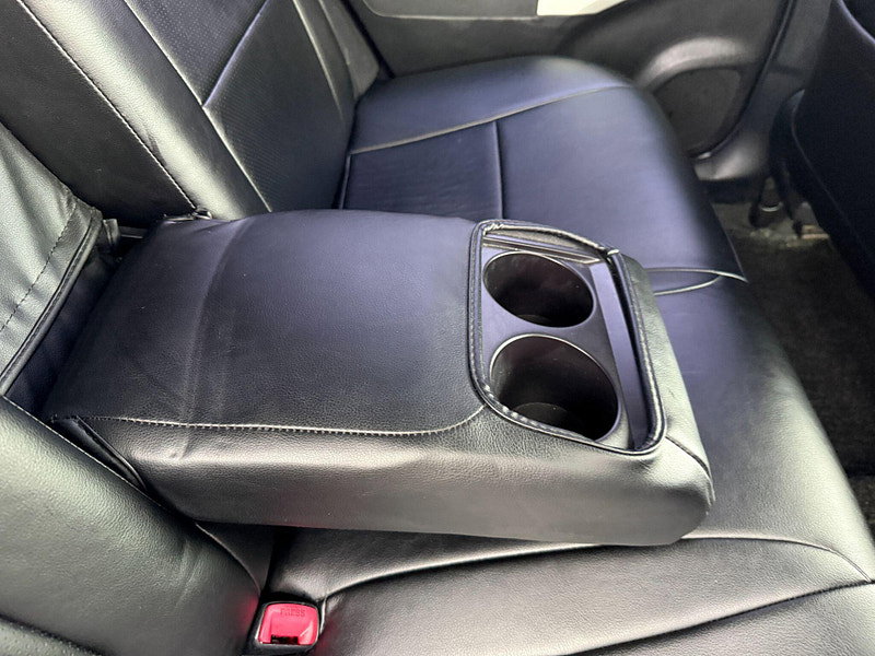 Toyota Prius 1.8 VVT-h T3 CVT Euro 6 (s/s) 5dr 5dr Automatic 2012