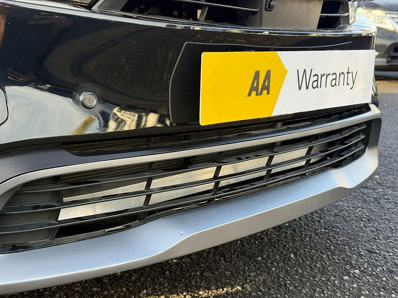 Toyota Prius 2.0 Petrol Hybrid CVT SELF CHARGING 5dr 5dr Automatic 2023