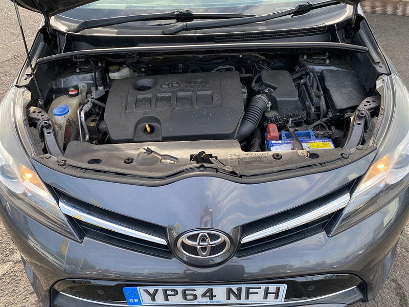 Toyota Verso 1.8 V-Matic Trend Multidrive S Euro 5 5dr Euro 5 5dr Automatic 2015