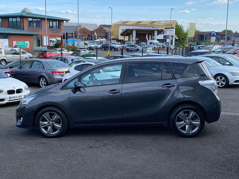 Toyota Verso 1.8 V-Matic Trend Multidrive S Euro 5 5dr Euro 5 5dr Automatic 2015