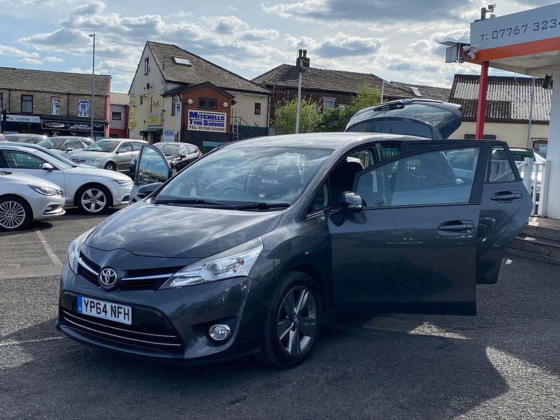 Toyota Verso 1.8 V-Matic Trend Multidrive S Euro 5 5dr Euro 5 5dr Automatic 2015