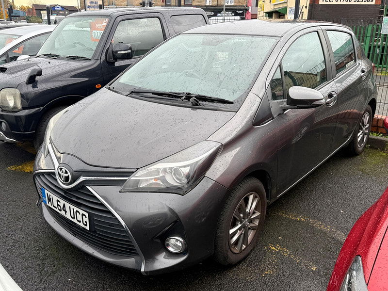 Toyota Yaris 1.33 Dual VVT-i Icon Euro 5 5dr Euro 5 5dr Manual 2014