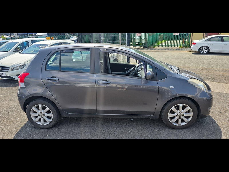 Toyota Yaris 1.33 Dual VVT-i T Spirit Euro 5 (s/s) 5dr 5dr Manual 2011