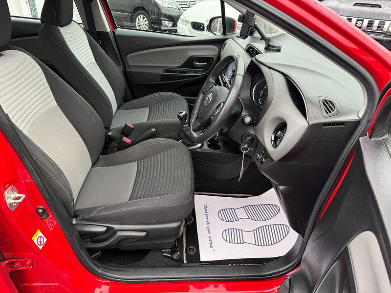 Toyota Yaris 1.5 VVT-i Icon Tech Euro 6 5dr 5dr Manual 2018