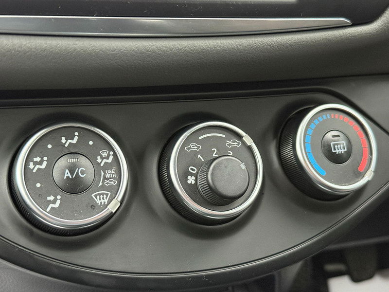 Toyota Yaris 1.5 VVT-i Icon Tech Euro 6 5dr 5dr Manual 2018