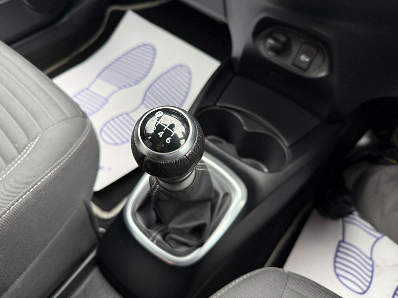 Toyota Yaris 1.5 VVT-i Icon Tech Euro 6 5dr 5dr Manual 2018