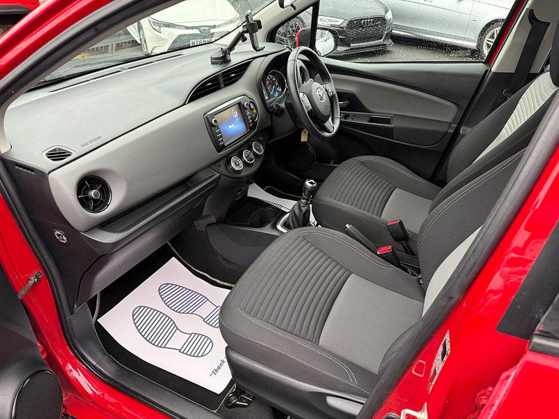 Toyota Yaris 1.5 VVT-i Icon Tech Euro 6 5dr 5dr Manual 2018
