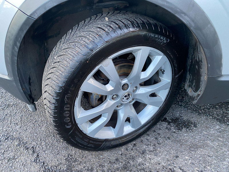 Vauxhall Antara 2.2 CDTi SE 4WD Euro 5 (s/s) 5dr (SNav) 5dr Manual 2013