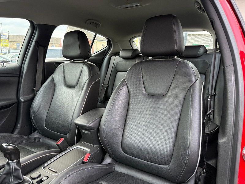 Vauxhall Astra 1.0i Turbo ecoFLEX Elite Euro 6 (s/s) 5dr 5dr Manual 2016