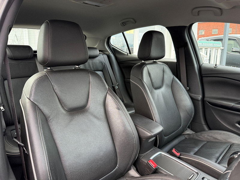 Vauxhall Astra 1.0i Turbo ecoFLEX Elite Euro 6 (s/s) 5dr 5dr Manual 2016