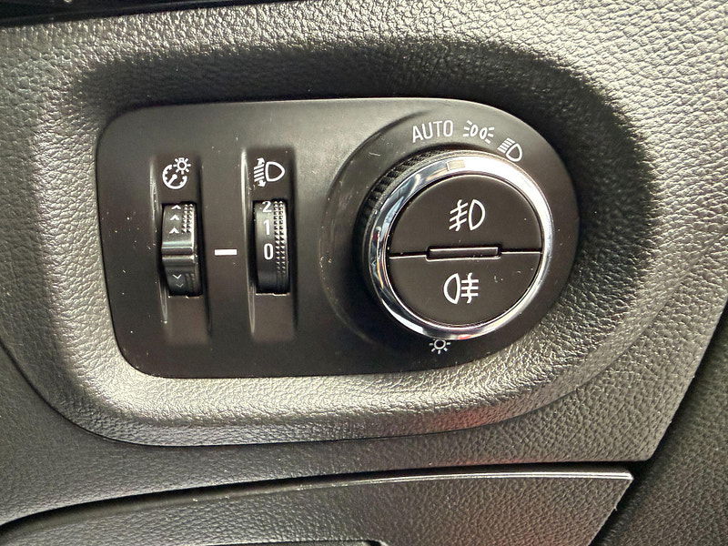 Vauxhall Astra 1.0i Turbo ecoFLEX Elite Euro 6 (s/s) 5dr 5dr Manual 2016