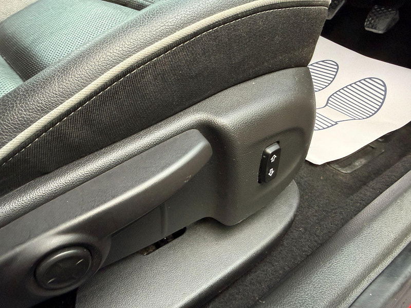 Vauxhall Astra 1.0i Turbo ecoFLEX Elite Euro 6 (s/s) 5dr 5dr Manual 2016