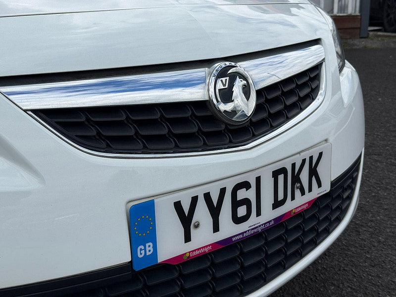 Vauxhall Astra 1.4 16v Excite Euro 5 5dr 5dr Manual 2011