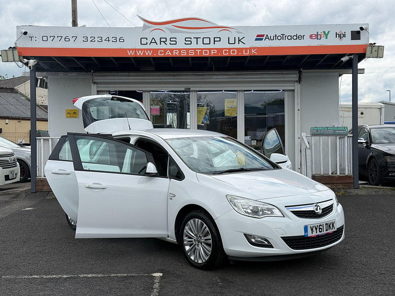 Vauxhall Astra 1.4 16v Excite Euro 5 5dr 5dr Manual 2011