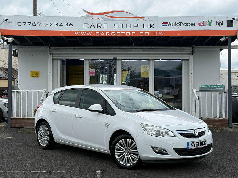 Vauxhall Astra 1.4 16v Excite Euro 5 5dr 5dr Manual 2011