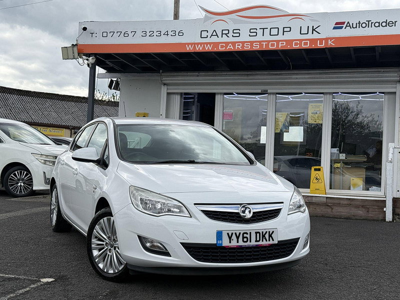 Vauxhall Astra 1.4 16v Excite Euro 5 5dr 5dr Manual 2011