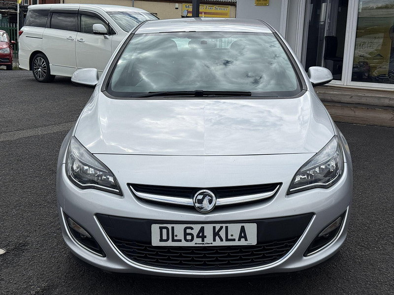 Vauxhall Astra 1.4 16v SRi Euro 5 5dr 5dr Manual 2014