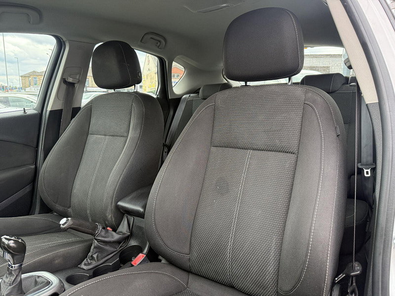 Vauxhall Astra 1.4 16v SRi Euro 5 5dr 5dr Manual 2014
