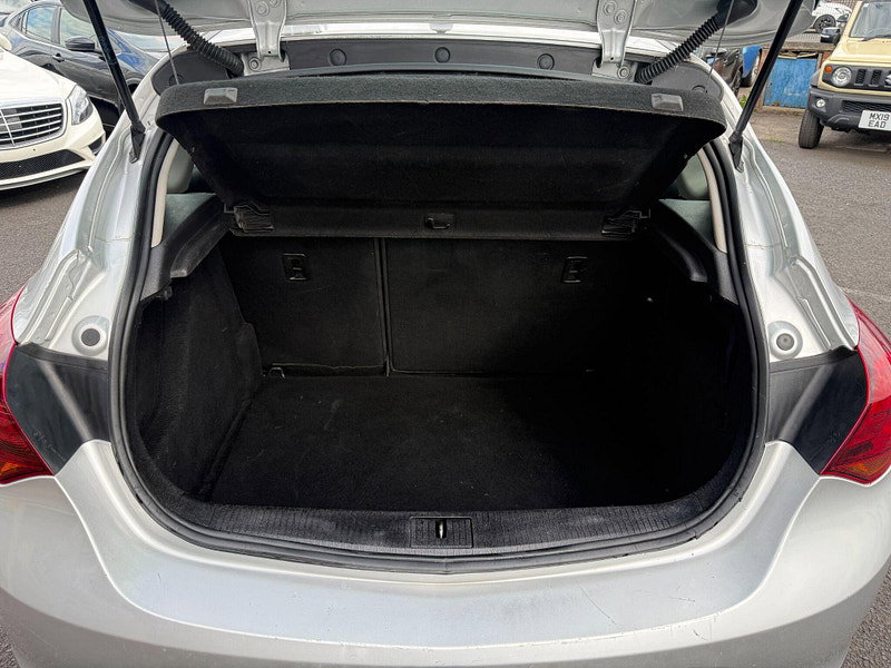 Vauxhall Astra 1.4 16v SRi Euro 5 5dr 5dr Manual 2014