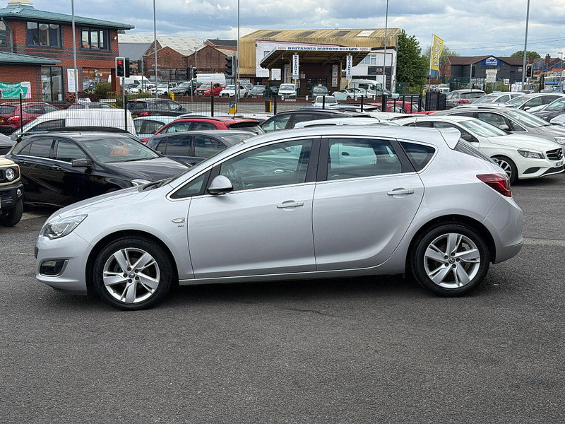 Vauxhall Astra 1.4 16v SRi Euro 5 5dr 5dr Manual 2014