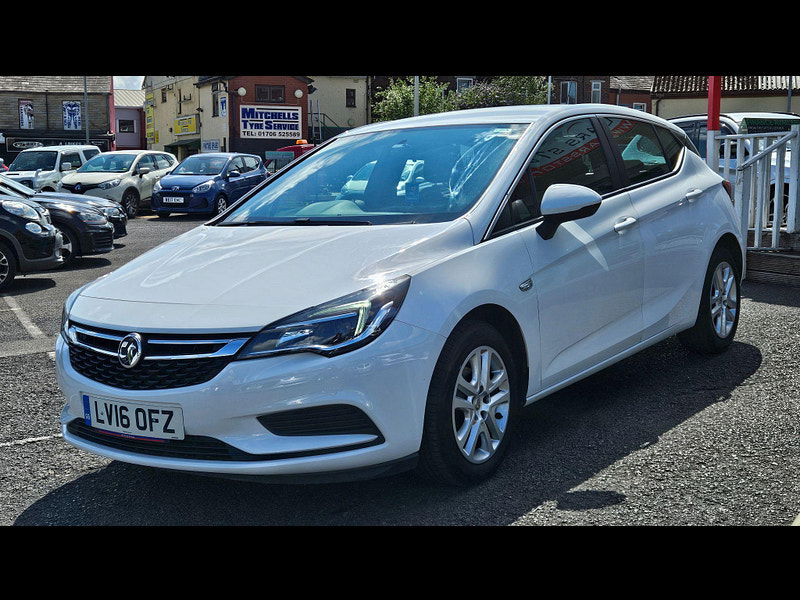 Vauxhall Astra 1.4i Design Euro 6 5dr 5dr Manual 2016