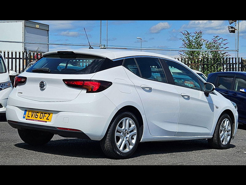 Vauxhall Astra 1.4i Design Euro 6 5dr 5dr Manual 2016