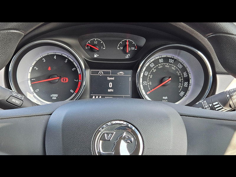 Vauxhall Astra 1.4i Design Euro 6 5dr 5dr Manual 2016