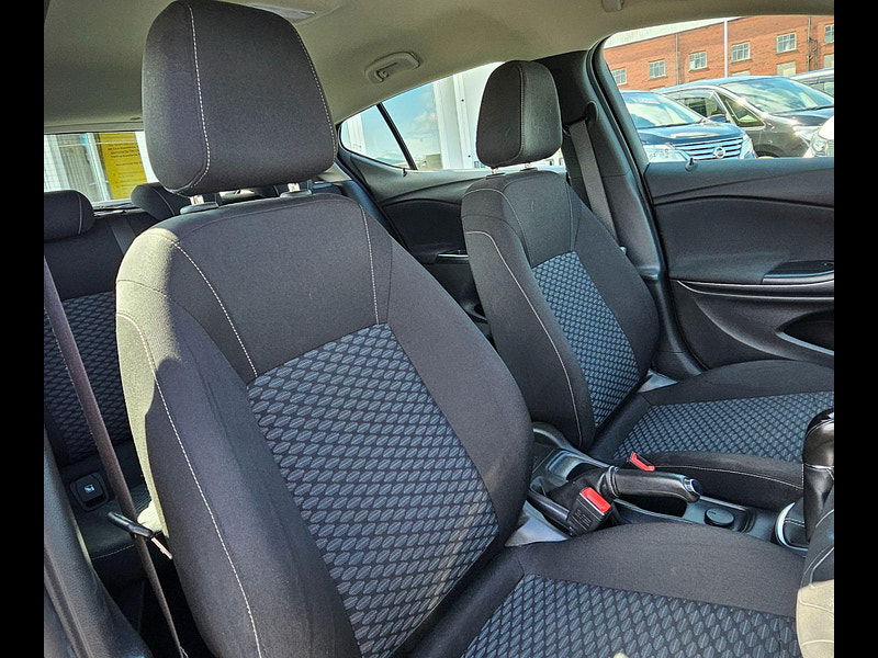 Vauxhall Astra 1.4i Design Euro 6 5dr 5dr Manual 2016