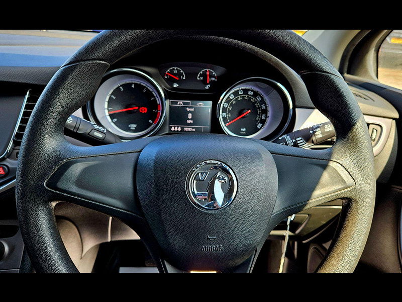 Vauxhall Astra 1.4i Design Euro 6 5dr 5dr Manual 2016