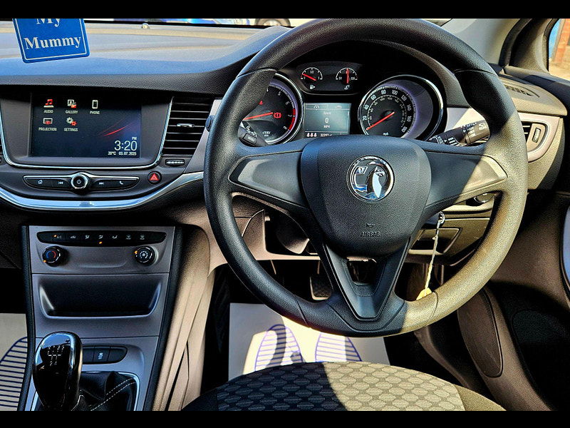 Vauxhall Astra 1.4i Design Euro 6 5dr 5dr Manual 2016