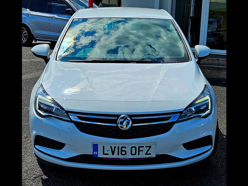 Vauxhall Astra 1.4i Design Euro 6 5dr 5dr Manual 2016