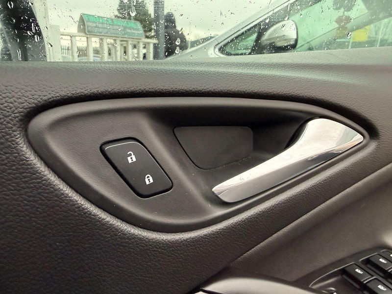 Vauxhall Astra 1.4i Turbo Elite Euro 6 5dr 5dr Manual 2017