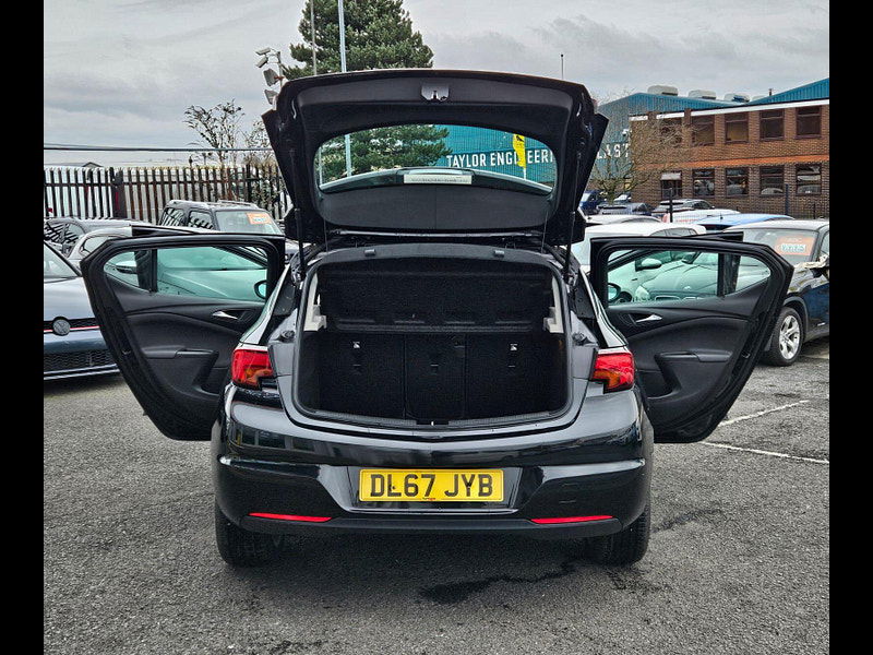 Vauxhall Astra 1.4i Turbo Elite Euro 6 5dr 5dr Manual 2017